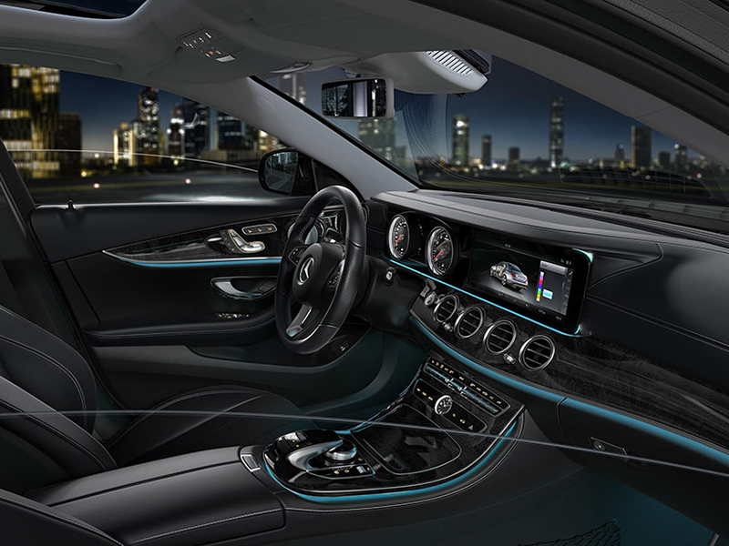 مرسيدس-بنز تسرّع عجلة الحلول الرقمية من خلال نظام “Mercedes me connect”